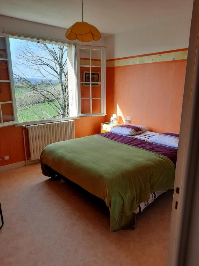 Les Coteaux De Planeze, Maison Et Jardin Dans Le Lot! Chambres Chez L'Habitant! Belmont-Bretenoux Exteriör bild